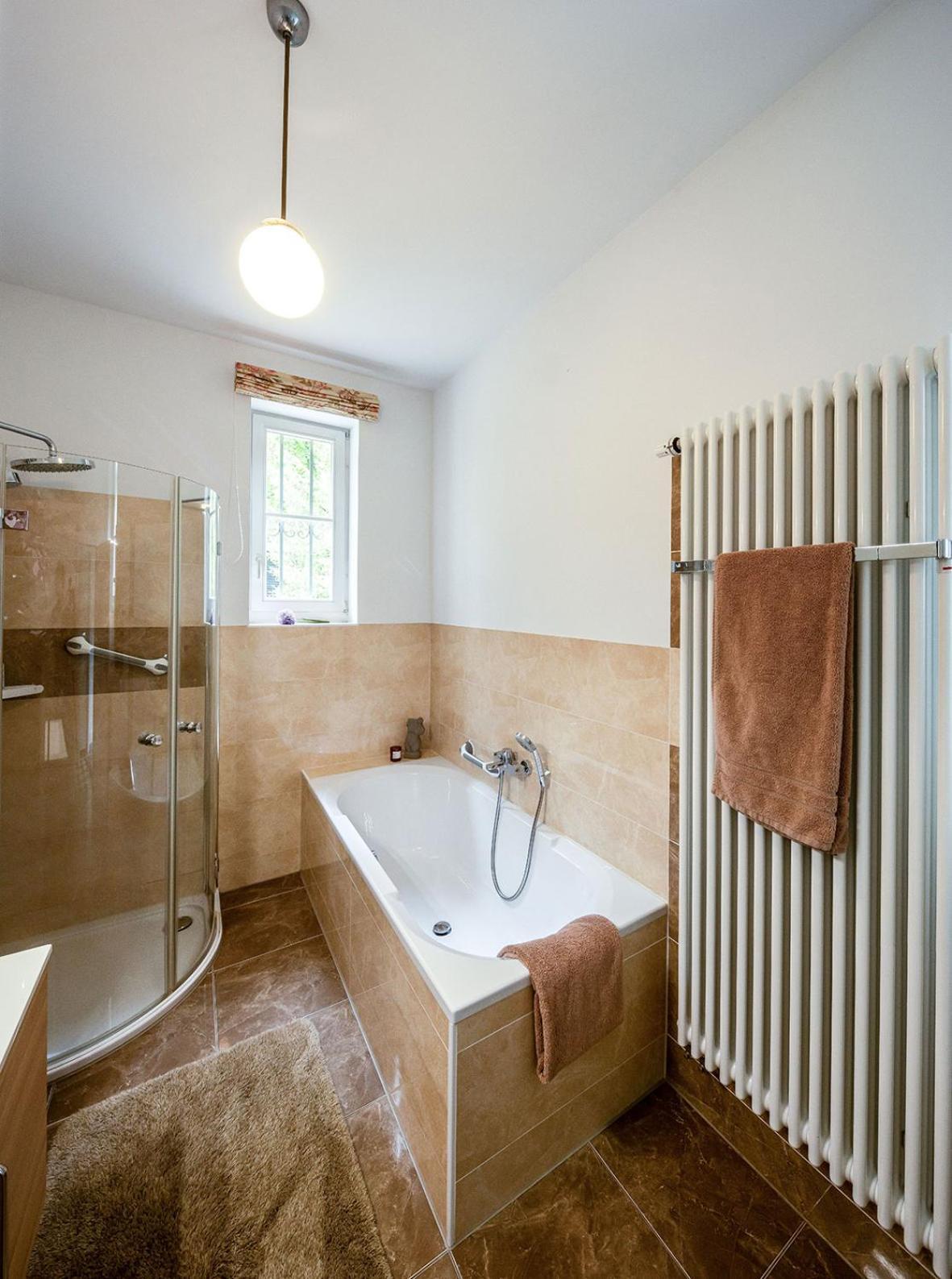 Nussbaumer - Business-und In Bester Lage Apartment